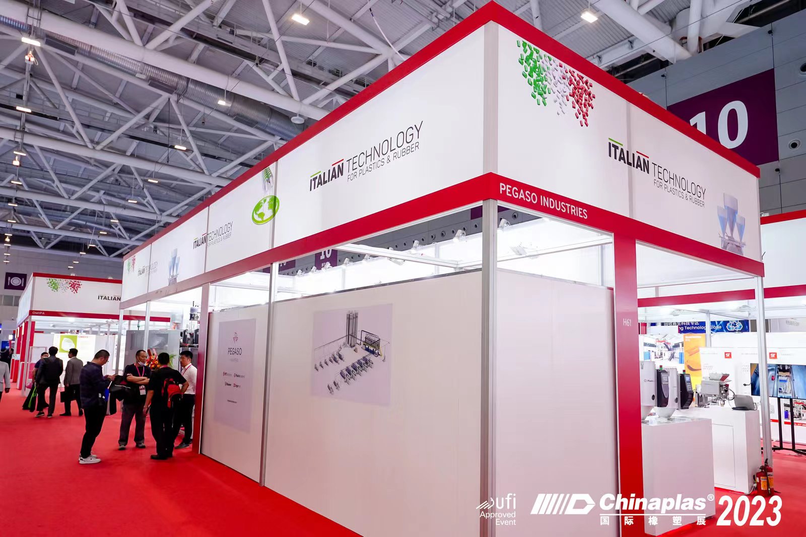 约40家意大利企业参加CHINAPLAS 2024 国际橡塑展意大利国家展团。（图源：CHINAPLAS 国际橡塑展）.jpg