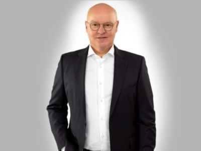 Thomas-Strecker_400.jpg