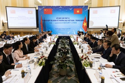 Vietnam-China trade_480.jpg