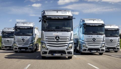 Mercedes-Benz GenH2 Trucks_480.jpg