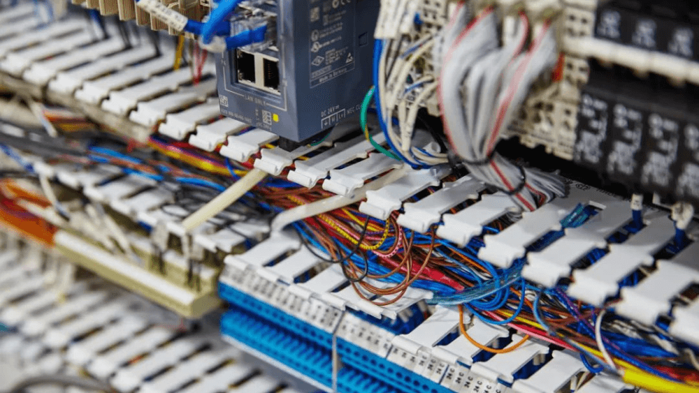 The development of the new generation of the low-carbon-emission LCP material Vicryst® LCP CER-B