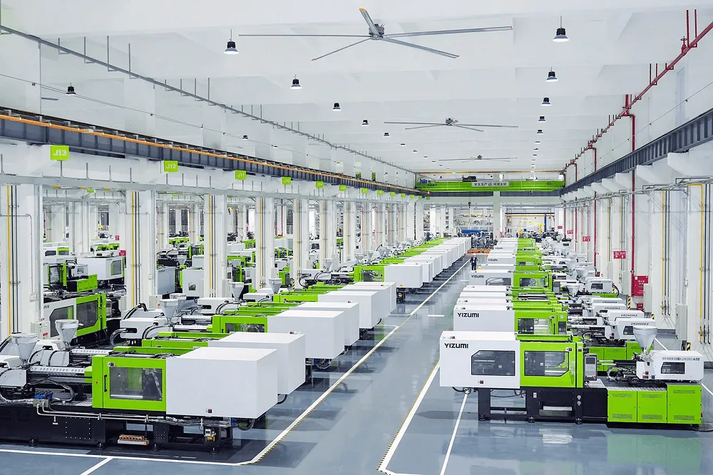 Highlight: High-end intelligent equipment demonstrates advanced digital factory solutions.<br>Language: Mandarin & English<br>Traveling time: 90 mins