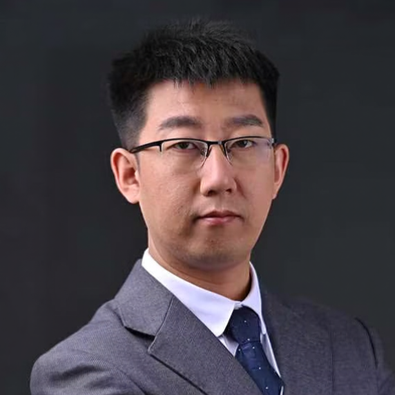 張明明 先生