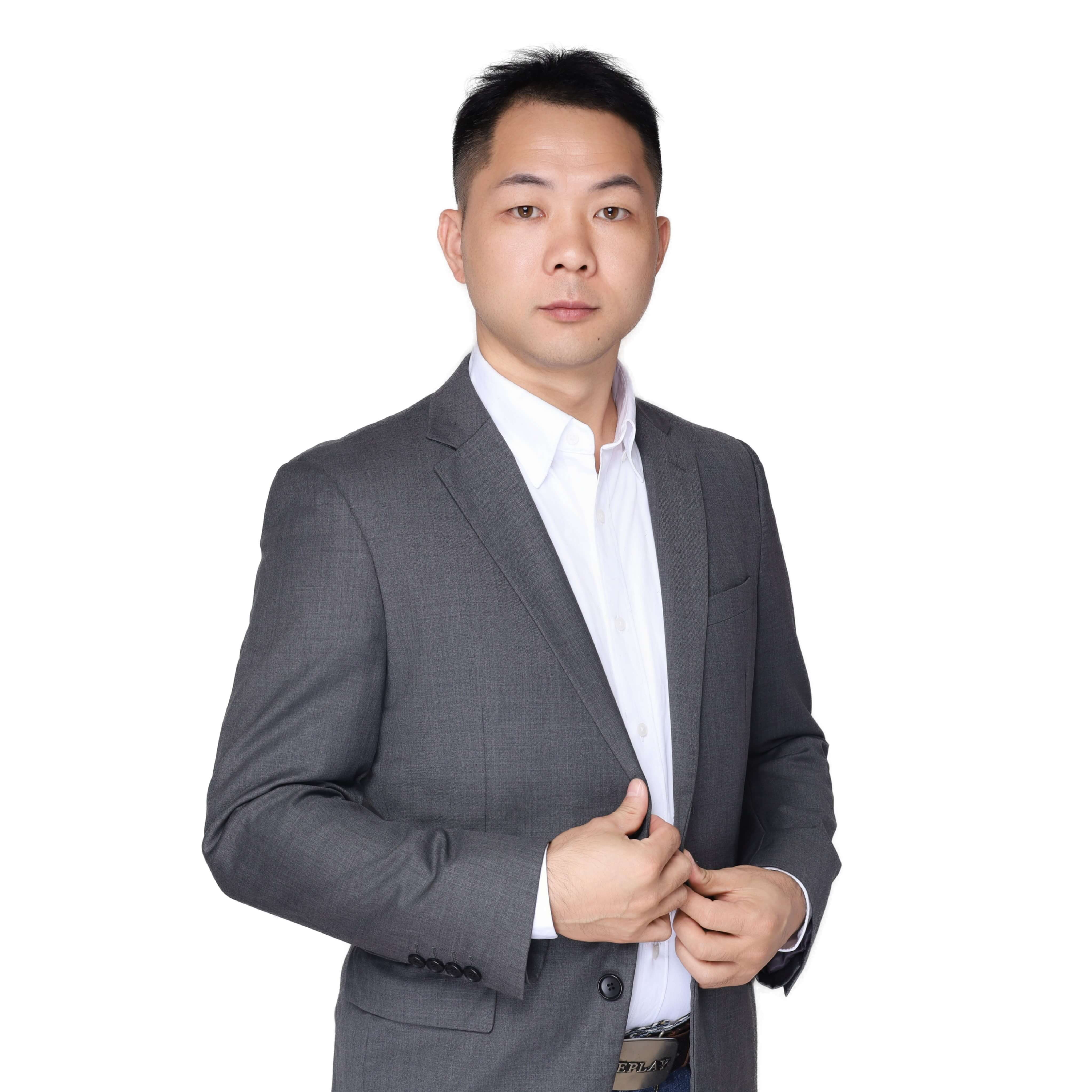 數位化解決方案銷售經理 張建中 先生