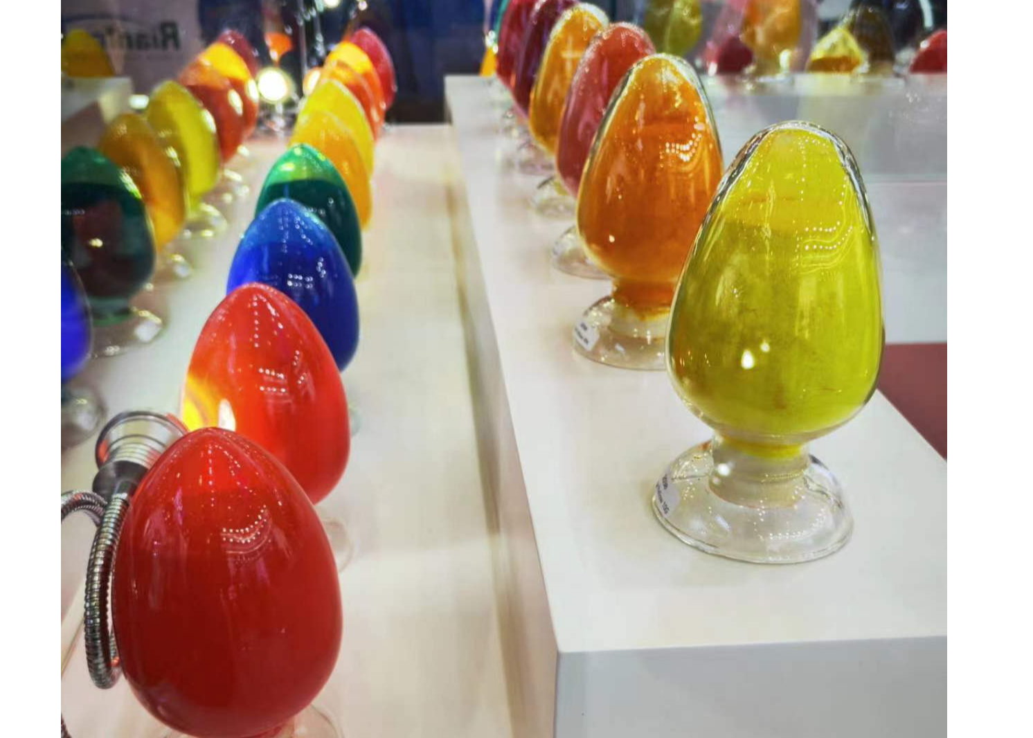 ORGANIC PIGMENT SliderImage