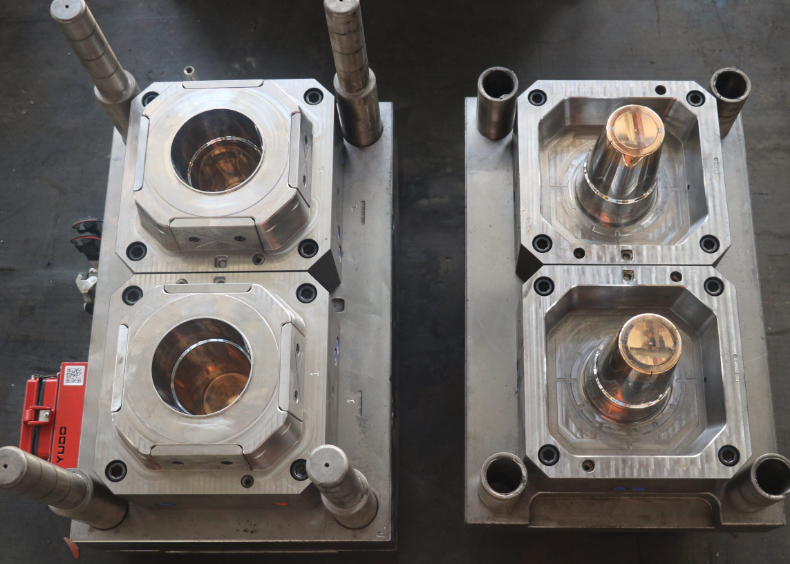 IML thin wall  package mould SliderImage