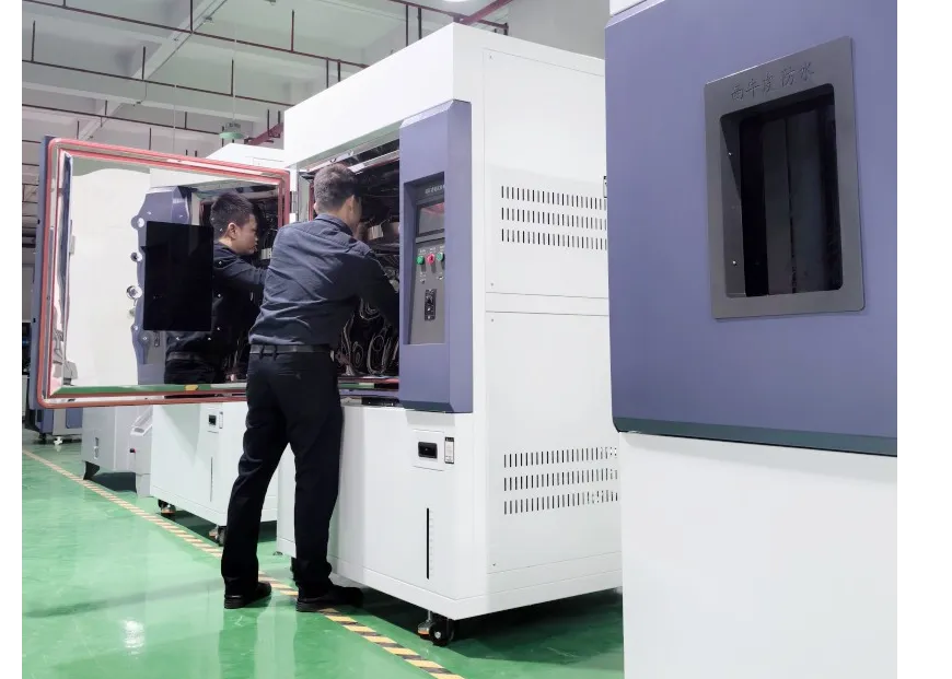 Programmable xenon lamp aging test chamber SliderImage