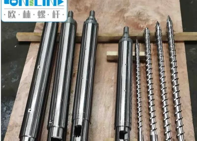 INJECTION MOLDING MACHINE SCREW AND BARREL