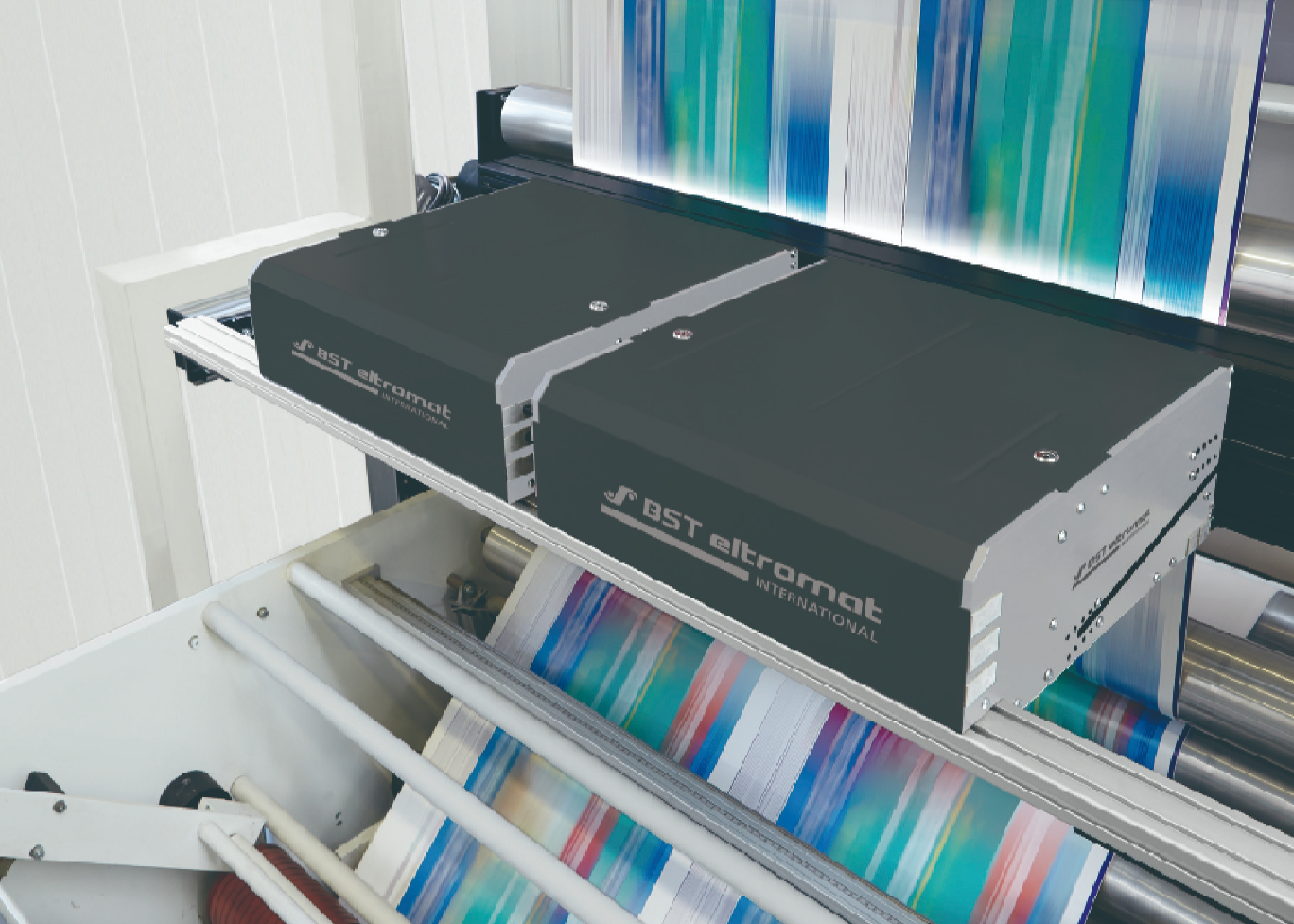 iPQ-Check - 100 % print image inspection for your quality assurance SliderImage