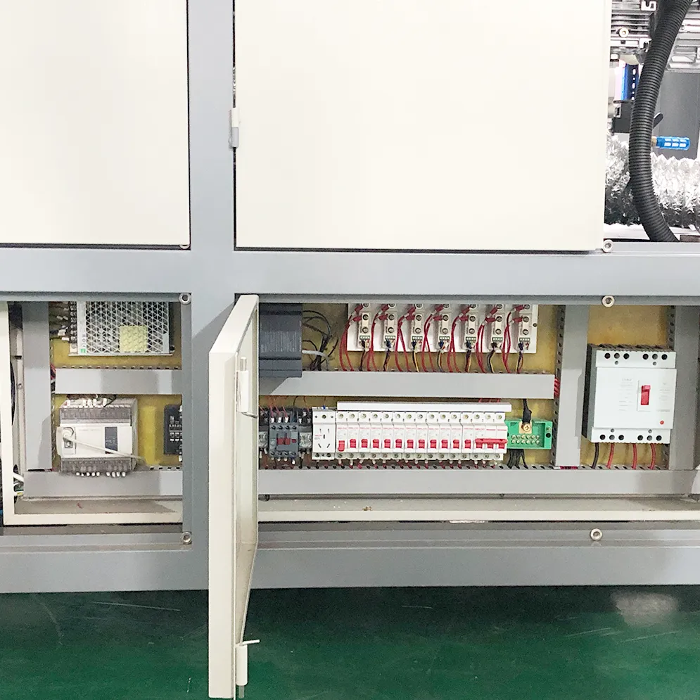 1500ml 3000-3500 BPH Automatic 4 Cavity PET Bottle Making Machine EASY4-1.5L SliderImage