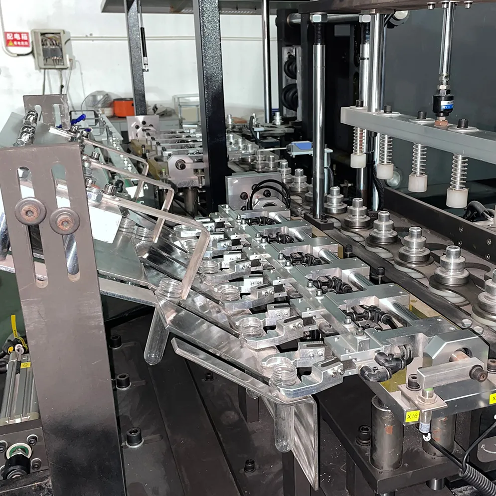 High Speed Automatic 6 Cavity Bottle Blowing Machine SliderImage