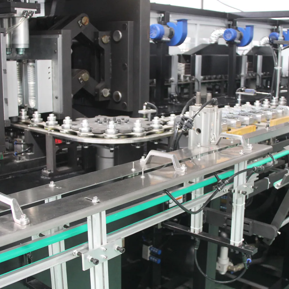 Full Servo Control Automatic 6 Cavity Bottle Moulding Machine SliderImage