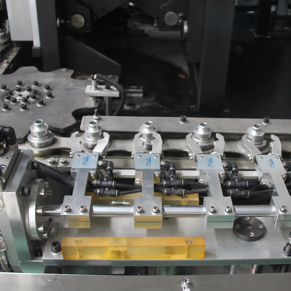 Automatic 12000 BPH 9 Cavity Bottle Blowing Molding Machine SliderImage