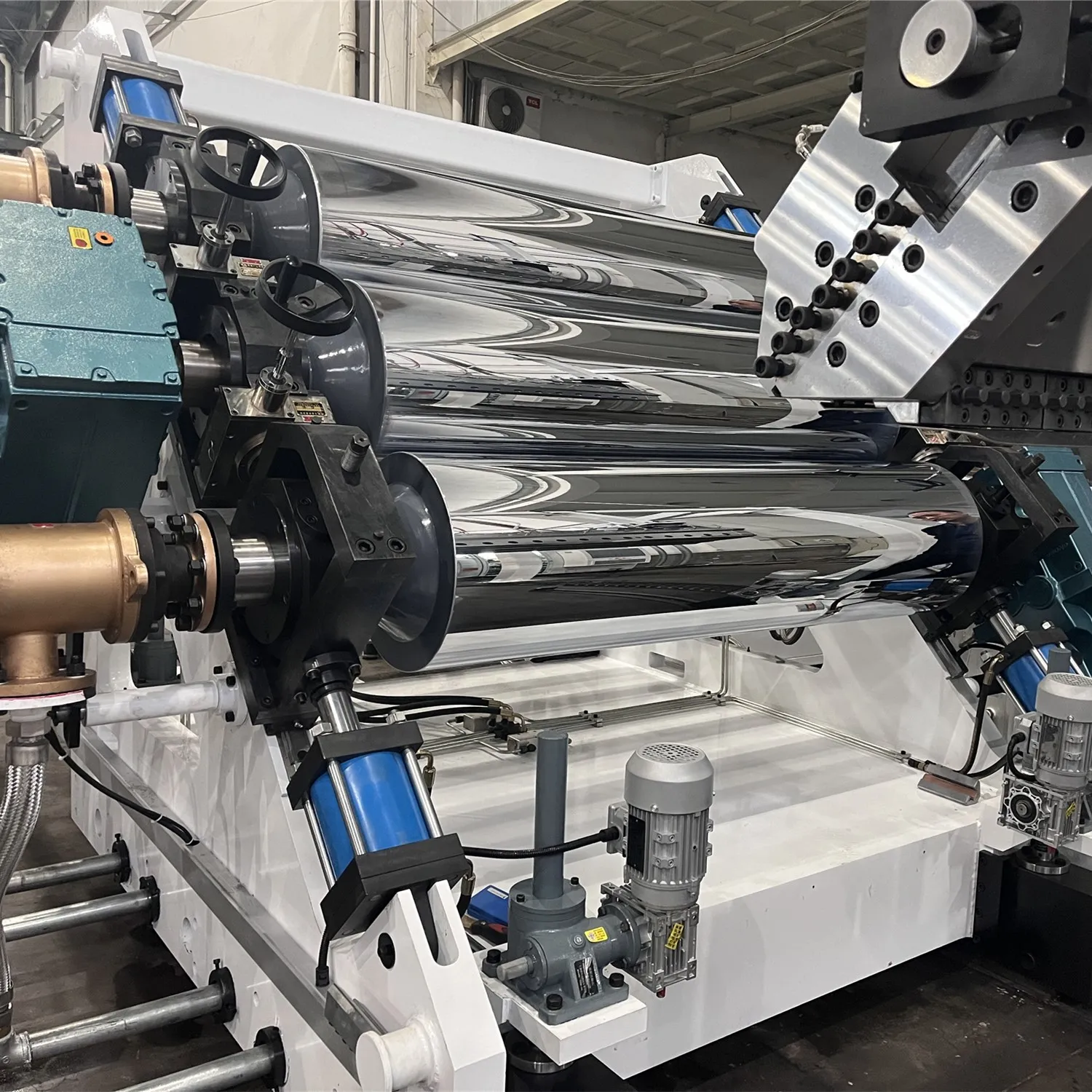 PC/PMMA/PET/PETG/PS Sheet Extrusion Line SliderImage
