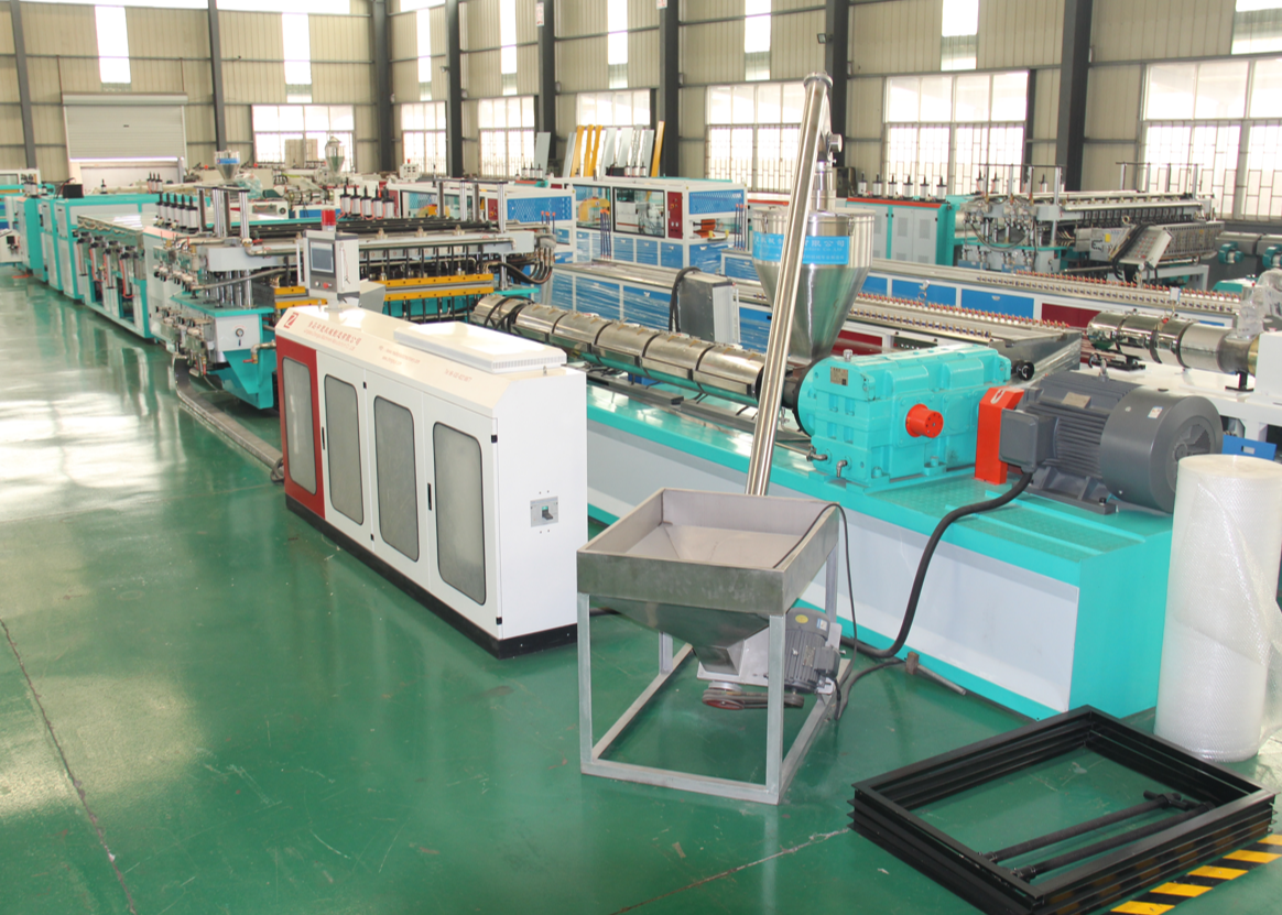 PP Equipment of stone plastic packing box plate SliderImage