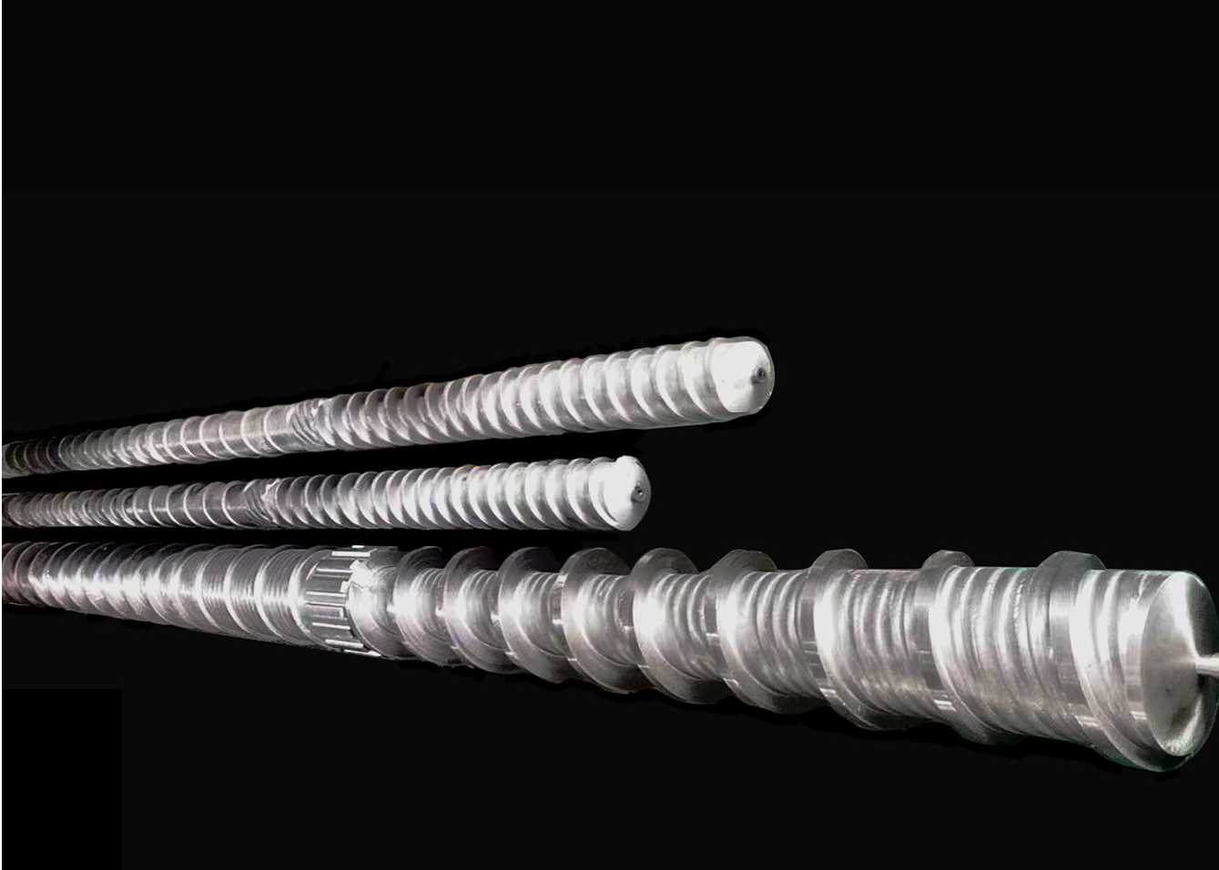 high quality vented screw and barrel design for recycling pelletizer wear-resisting and corrosion resistance screw and barrel long life time SliderImage