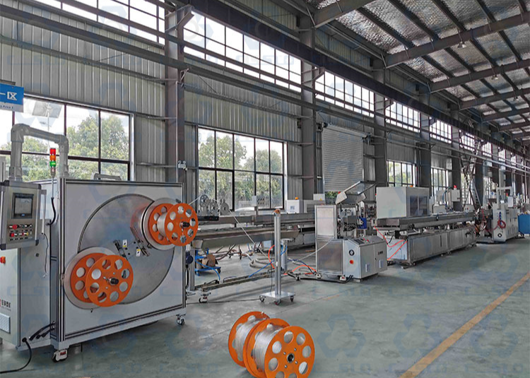 PVC medical pipe making machine for urethral catheter, venous catheter, C SliderImage
