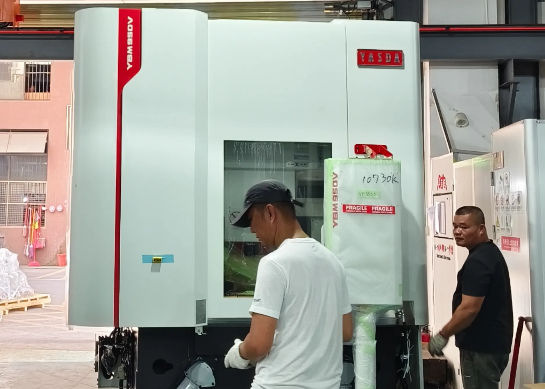 Injection mould -Laundry detergent cap mould SliderImage