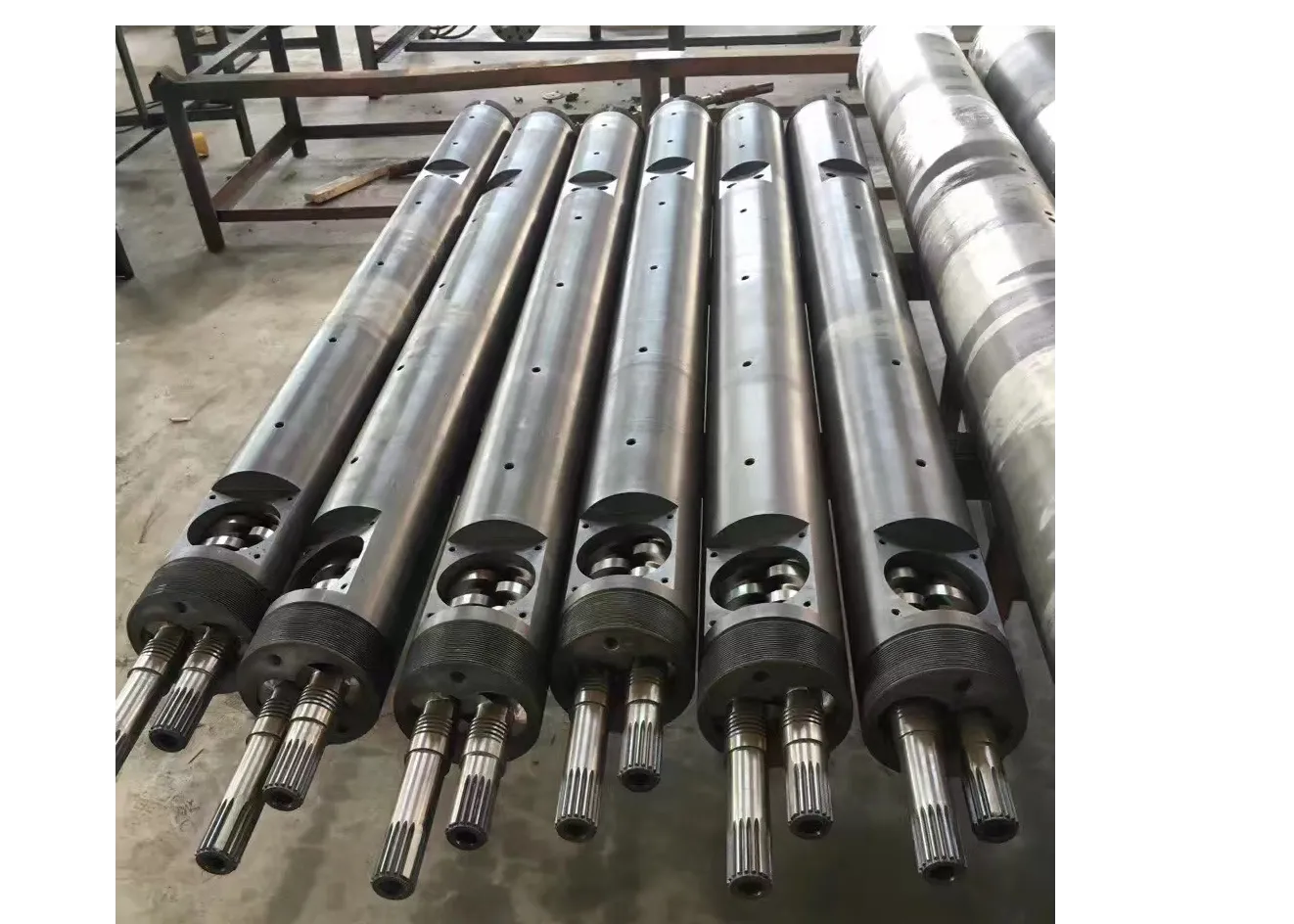 PARALLEL TWIN SCREW AND BARREL