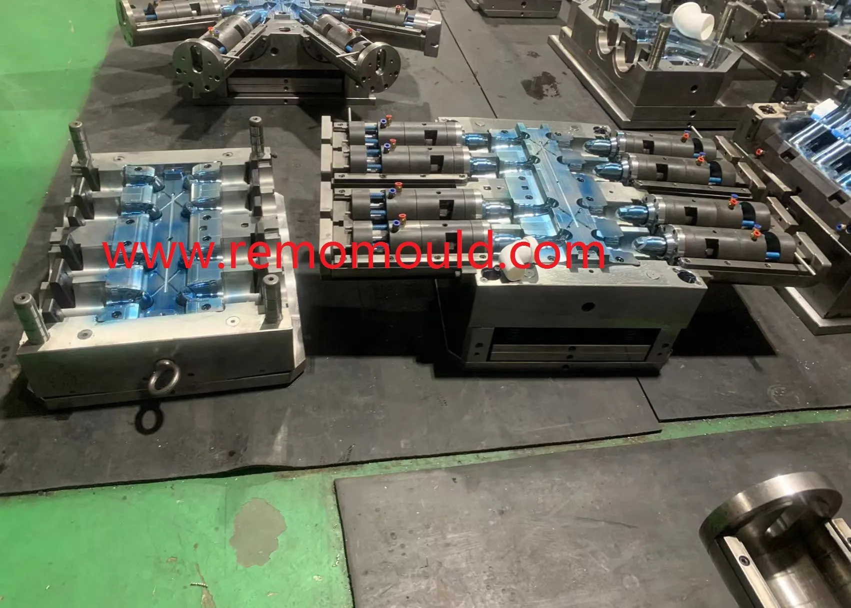 110mm PVC扩口管件模具 SliderImage