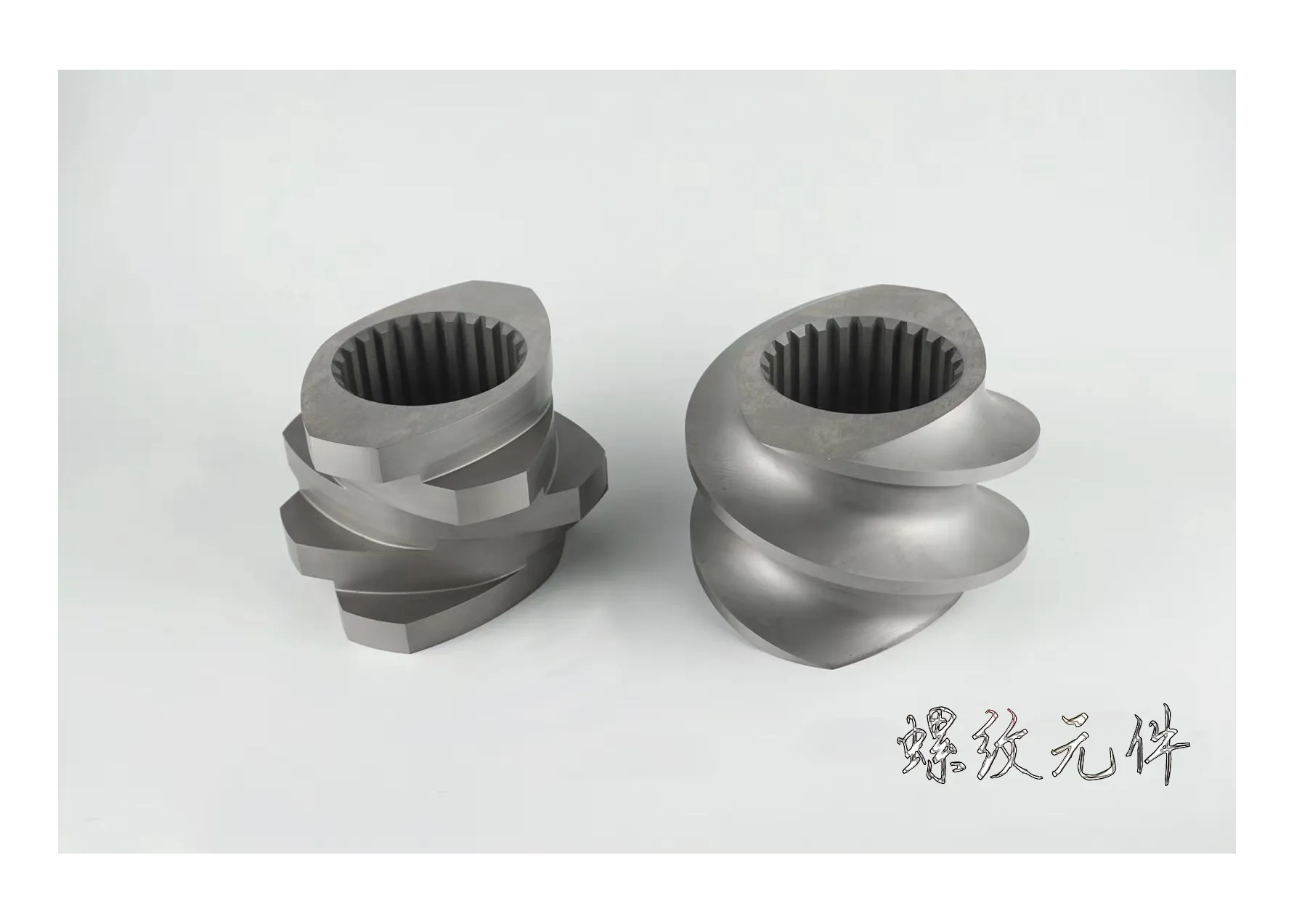  Threaded components SliderImage