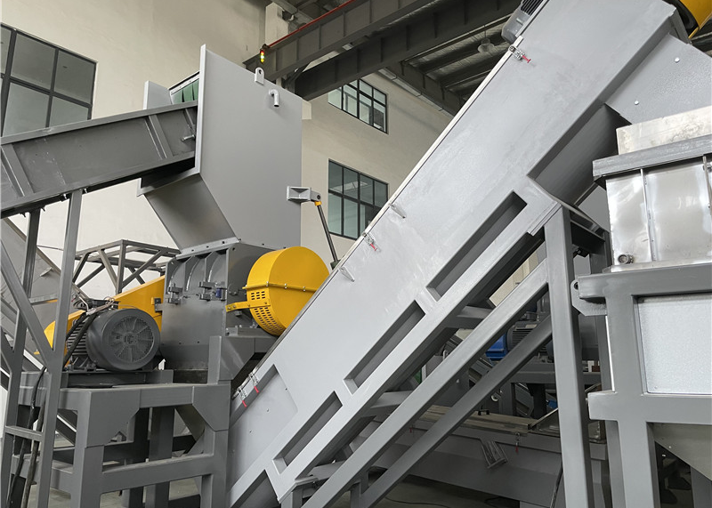 LDPE Film/PP woven bags Crushing Machine SliderImage