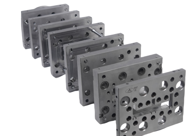 High-Precision Profile Die Interior Wall Molds Wpc Extrusion Board Mold Pvc Extrusion Mould SliderImage