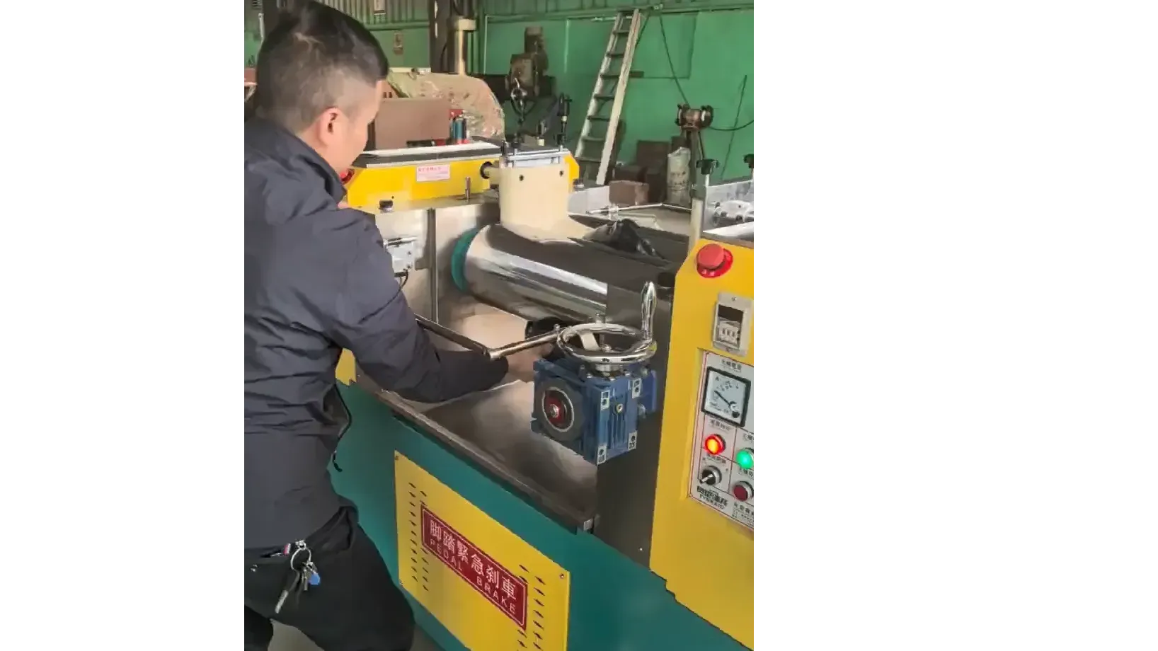 Automatic rubber slitting machine ,rubber intelli...