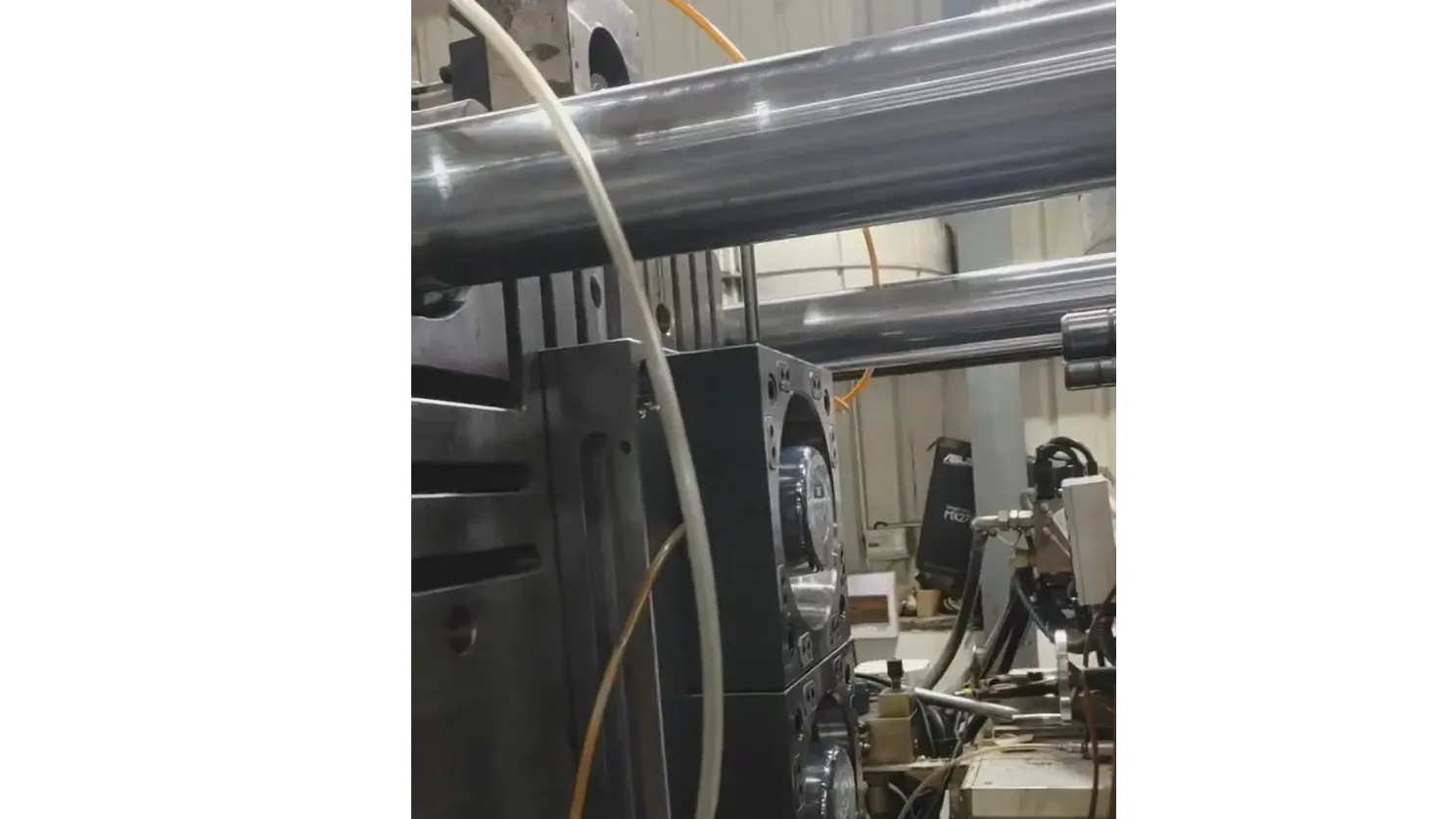 TAIZHOU REMO PLASTIC MOULD CO.,LTD