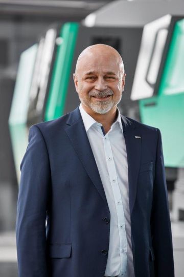 Arburg_Global Marketing VP Dr. Christoph Schumacher.jpg