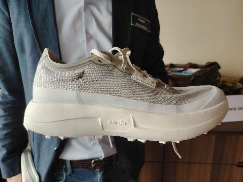 Envalior_midsole_r_480.jpg