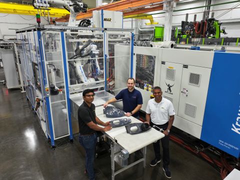 KraussMaffei x NIAR_FiberForm team.jpg