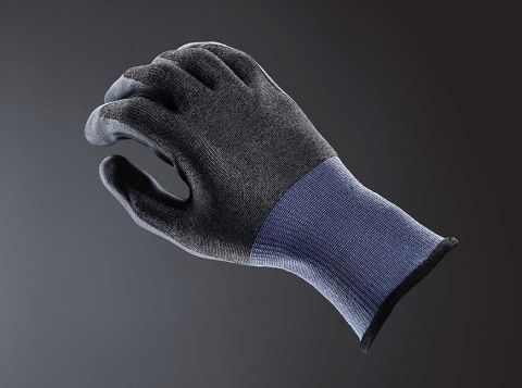 Avient_Dyneema Diamond 3.0 for protective gloves.jpg