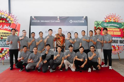 Haitian_Semarang Application Center_technical team.jpg