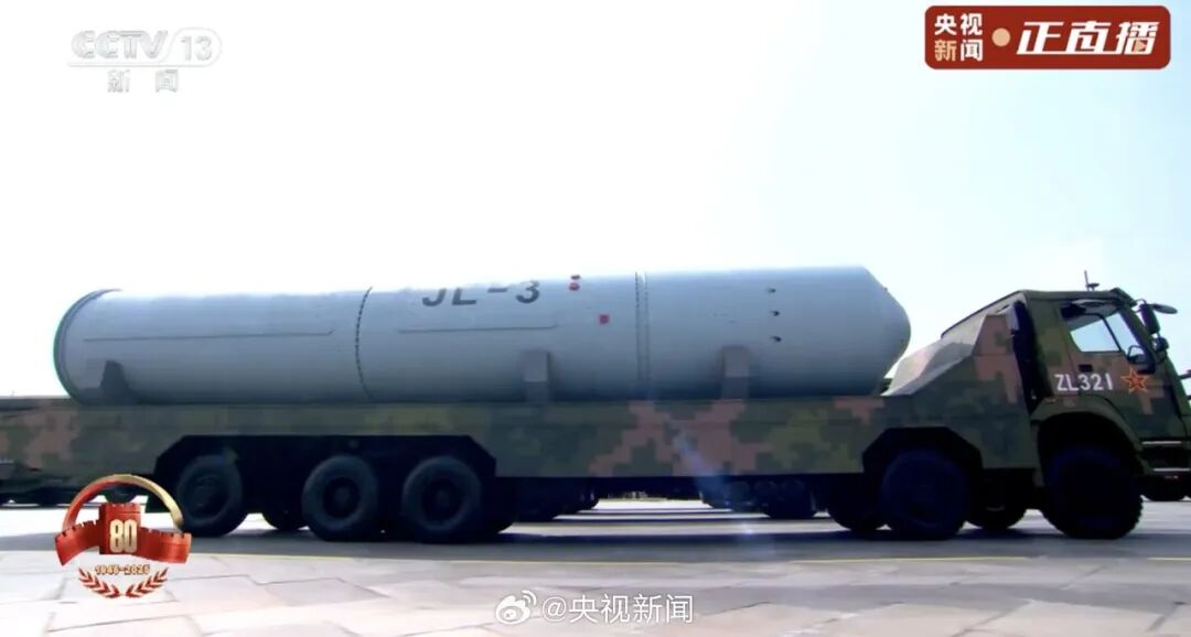 阅兵2.jpg