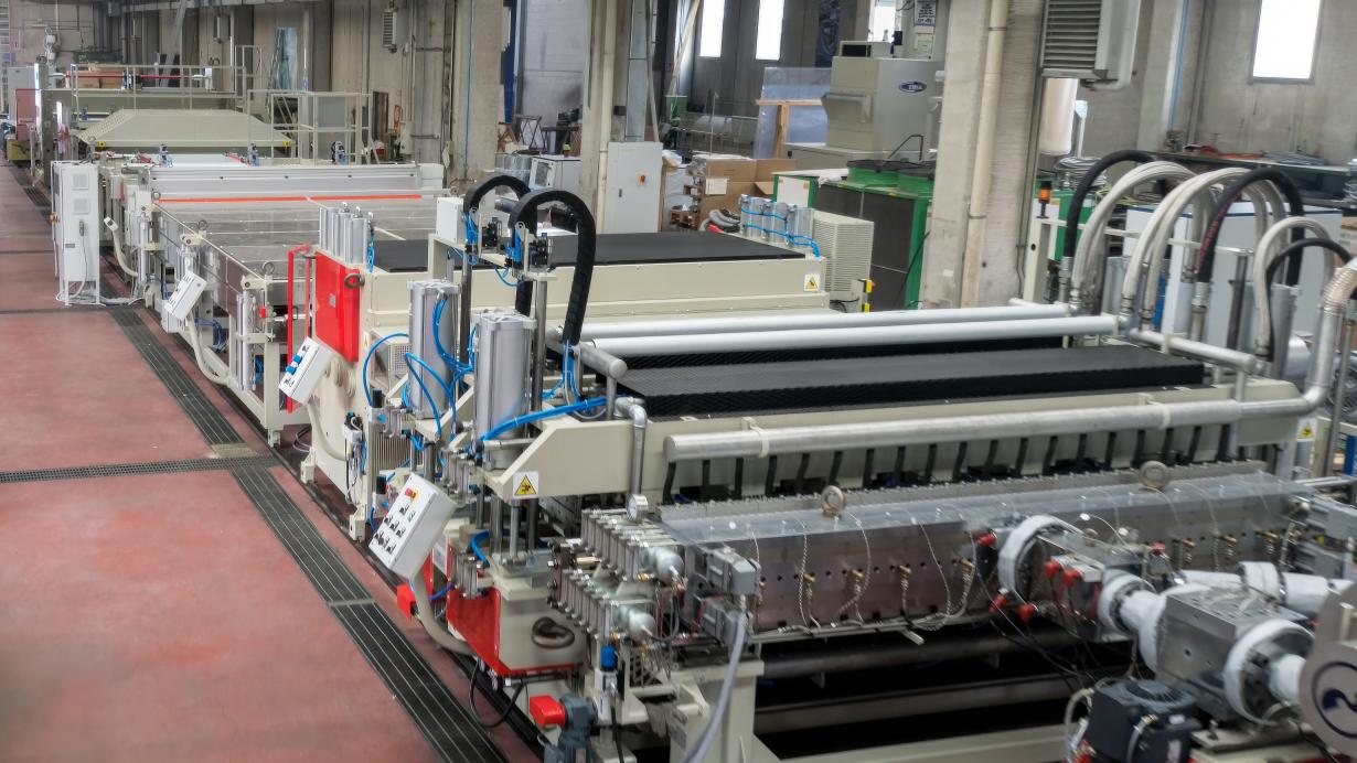 PP hollow profile line.jpg