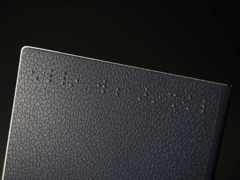 Covestro_laser-personalized TPU passport cover.jpg