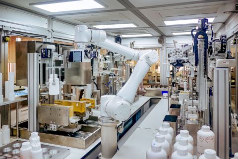 Covestro_Weighing & Mixing Workstation.jpg