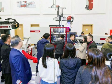 WITTMANN_Kunshan plant expansion_guests 01.jpg