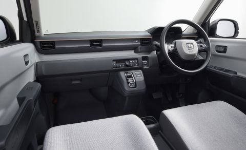 Mitsubishi Chemical_biobased DURABIO on honda 01.jpg