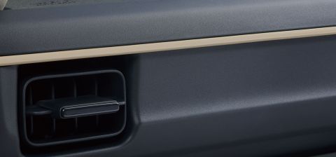 Mitsubishi Chemical_biobased DURABIO on honda 02.jpg