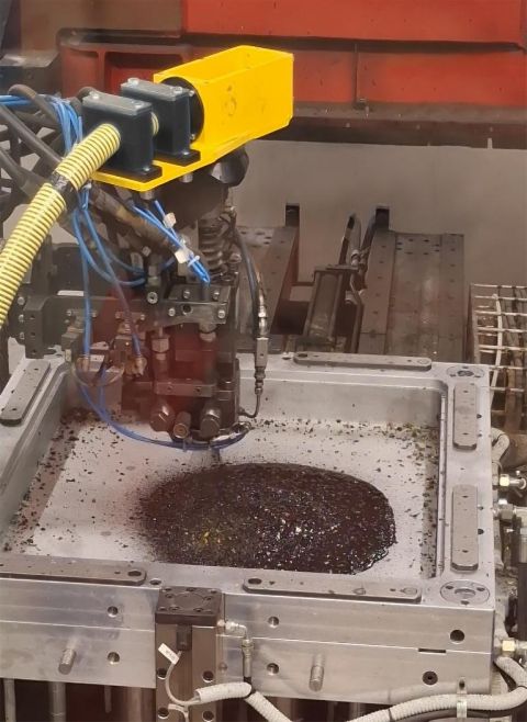 CANNON_FPL 36 IW high-pressure mixing head.JPG