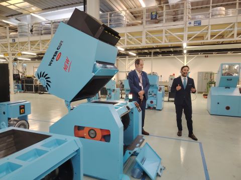 Multifunction showroom_Hyper Cut_480.jpg