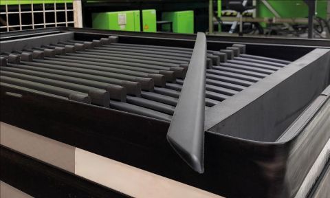 KRAIBURG TPE x SaarGummi_automotive sealing.jpg