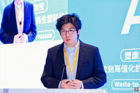 jackie zhang_480.jpg