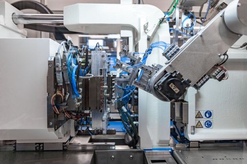 WITTMANN x starlim_micro injection molding_06 - 複製.jpg