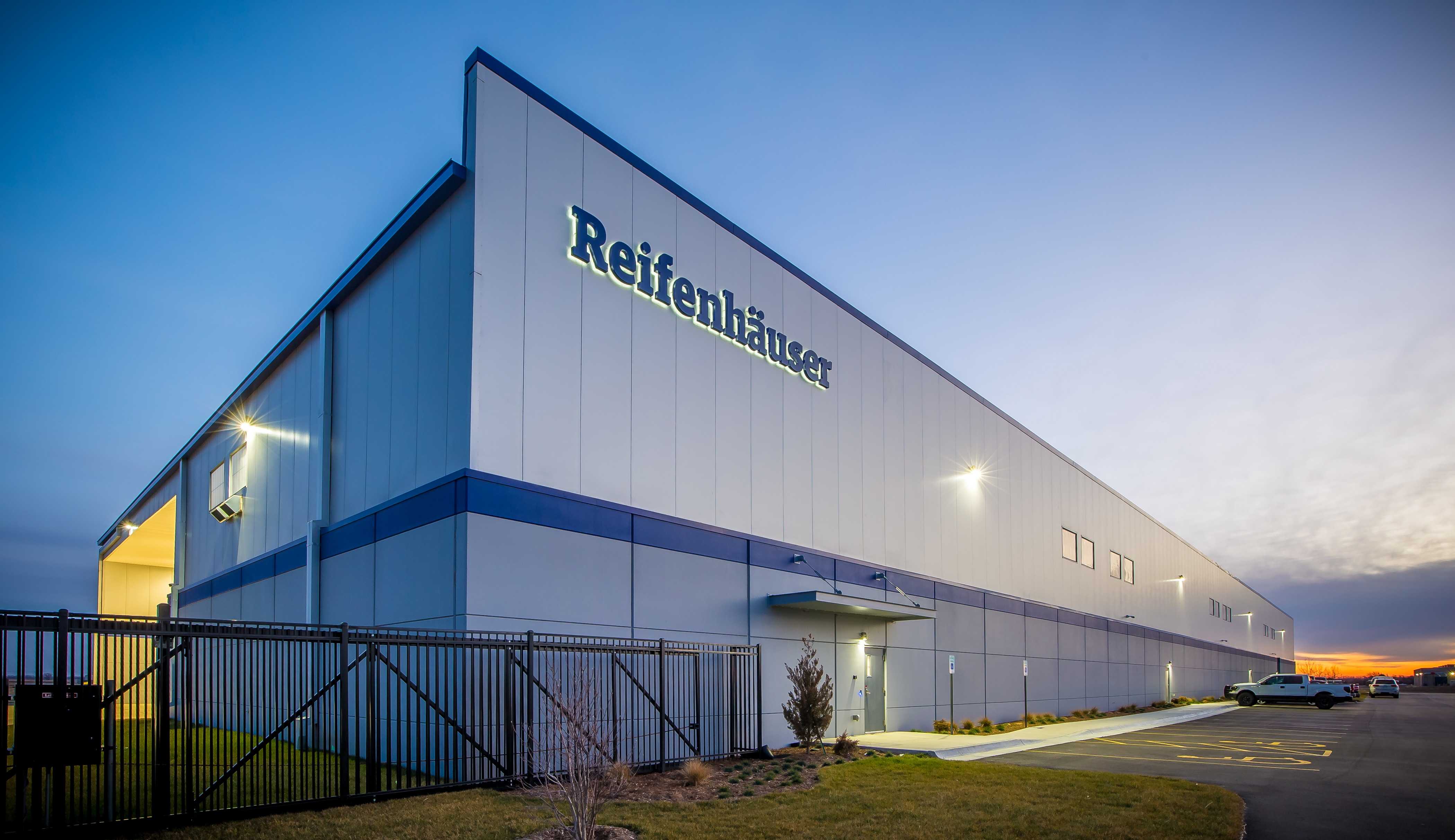 Reifenhäuser strengthens US presence with expanded sales, service and customer care team