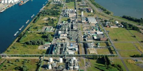 Covestro_Antwerp site - 複製.JPG