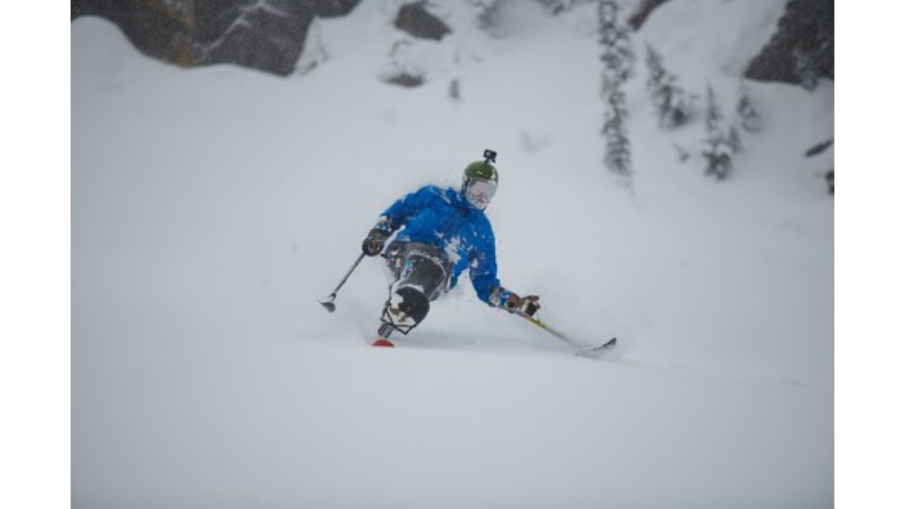 EDDIE BAUER LAUNCHES SKI INDUSTRY’S FIRST OUTERWEAR KIT DESIGNED FOR SIT SKI ATHLETES