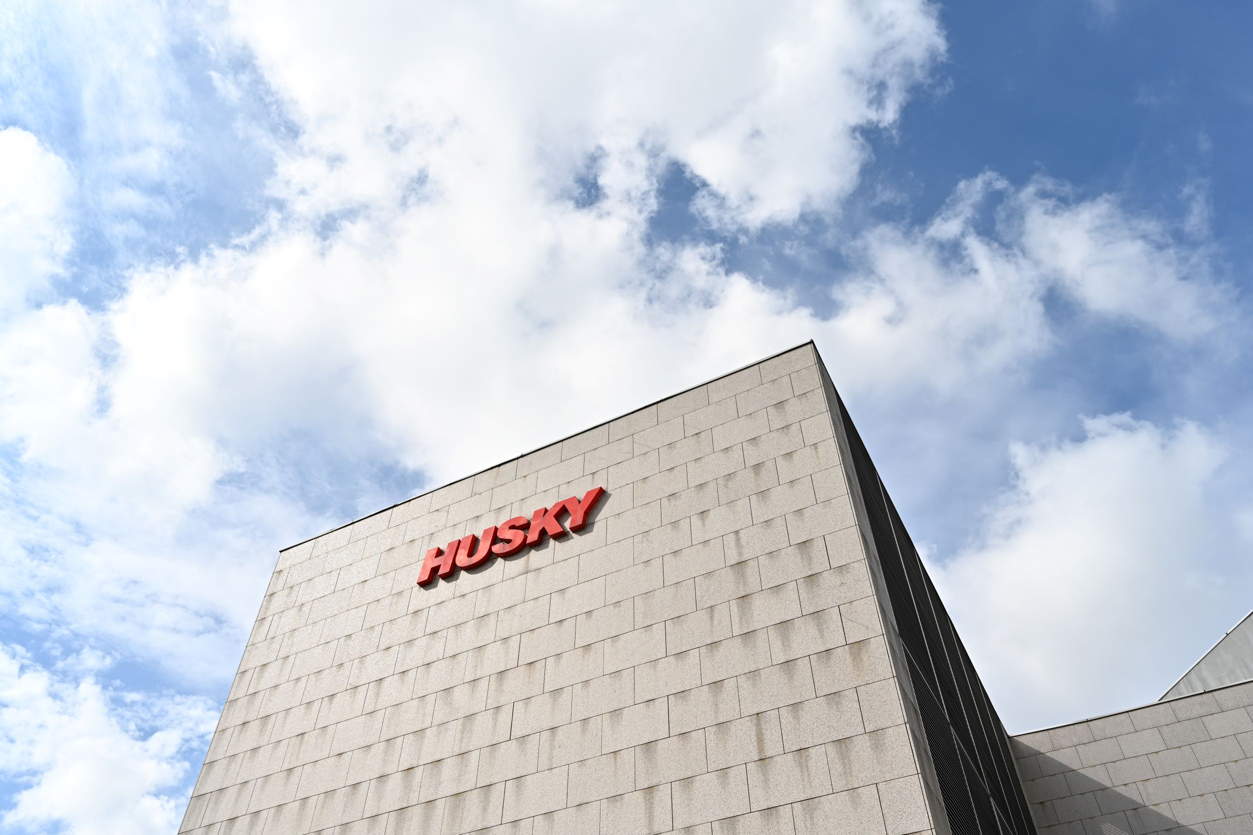 Husky Injection Logo Husky Injection Molding Systems Ltd. | The Org